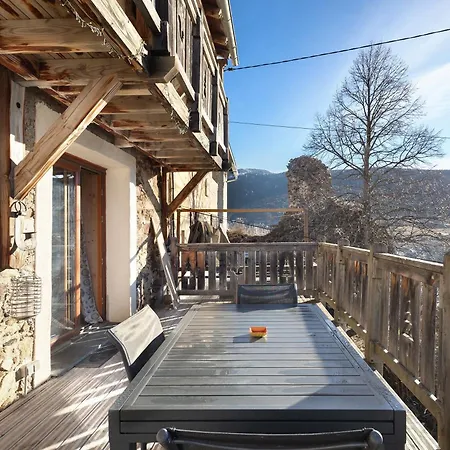Maison De Village * Puyvalador